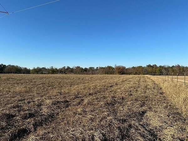 12 Acres of Land for Sale in Athens, Texas