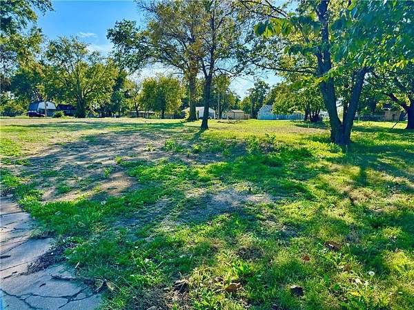 0.48 Acres of Land for Sale in Coffeyville, Kansas