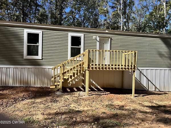 2.8 Acres of Residential Land with Home for Sale in Savannah, Tennessee