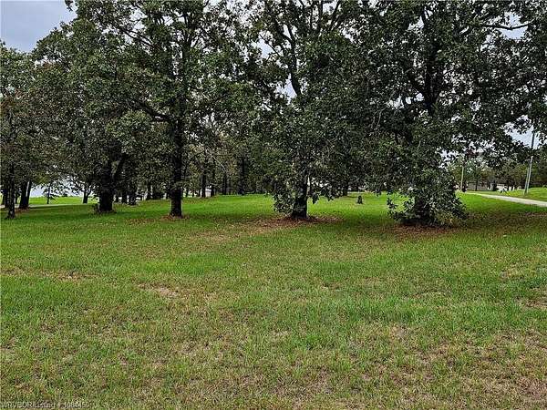 1.27 Acres of Residential Land for Sale in Hackett, Arkansas