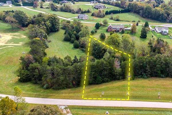 1.1 Acres of Residential Land for Sale in Wirtz, Virginia