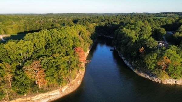 6 Acres of Land for Sale in Glasgow, Kentucky