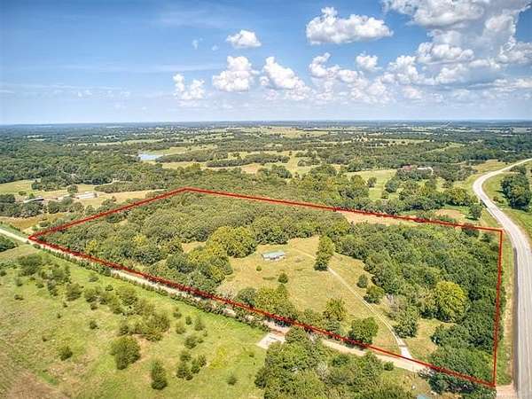 29.8 Acres of Land with Home for Sale in Coalgate, Oklahoma