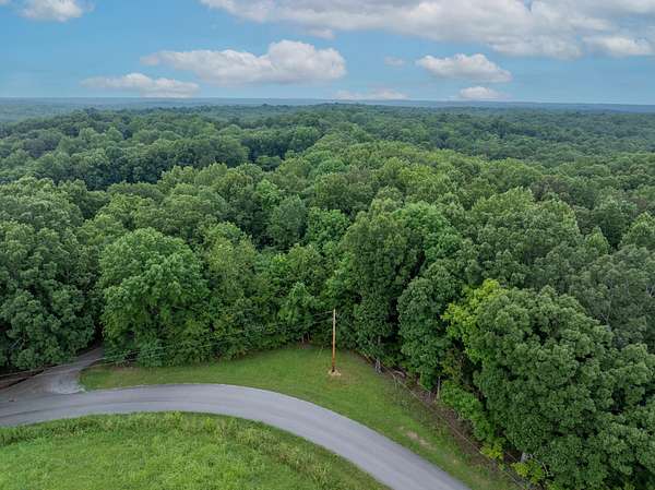 1.5 Acres of Land for Sale in Vanleer, Tennessee