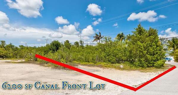 Residential Land for Sale in Ramrod Key, Florida