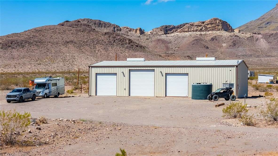 40 Acres of Improved Agricultural Land for Sale in Golden Valley, Arizona