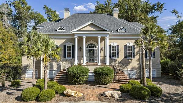 1.76 Acres of Residential Land with Home for Sale in Orangeburg, South Carolina