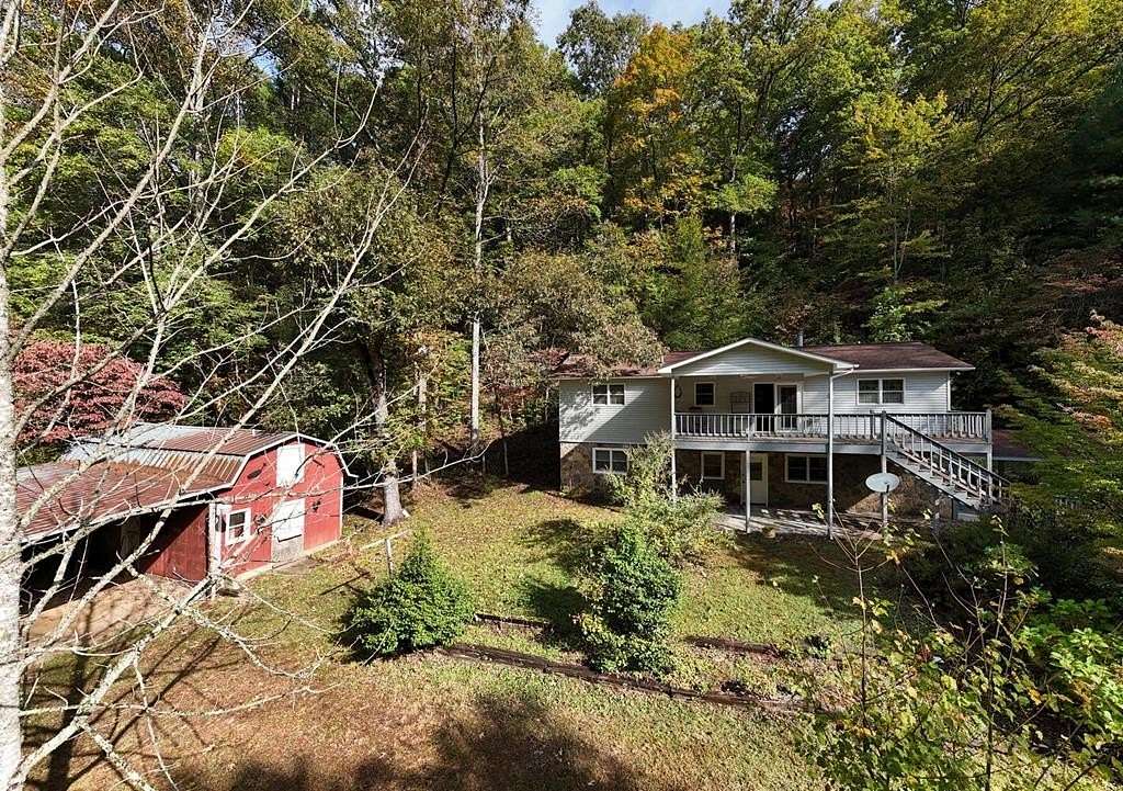 1.55 Acres of Residential Land with Home for Sale in Hiawassee, Georgia