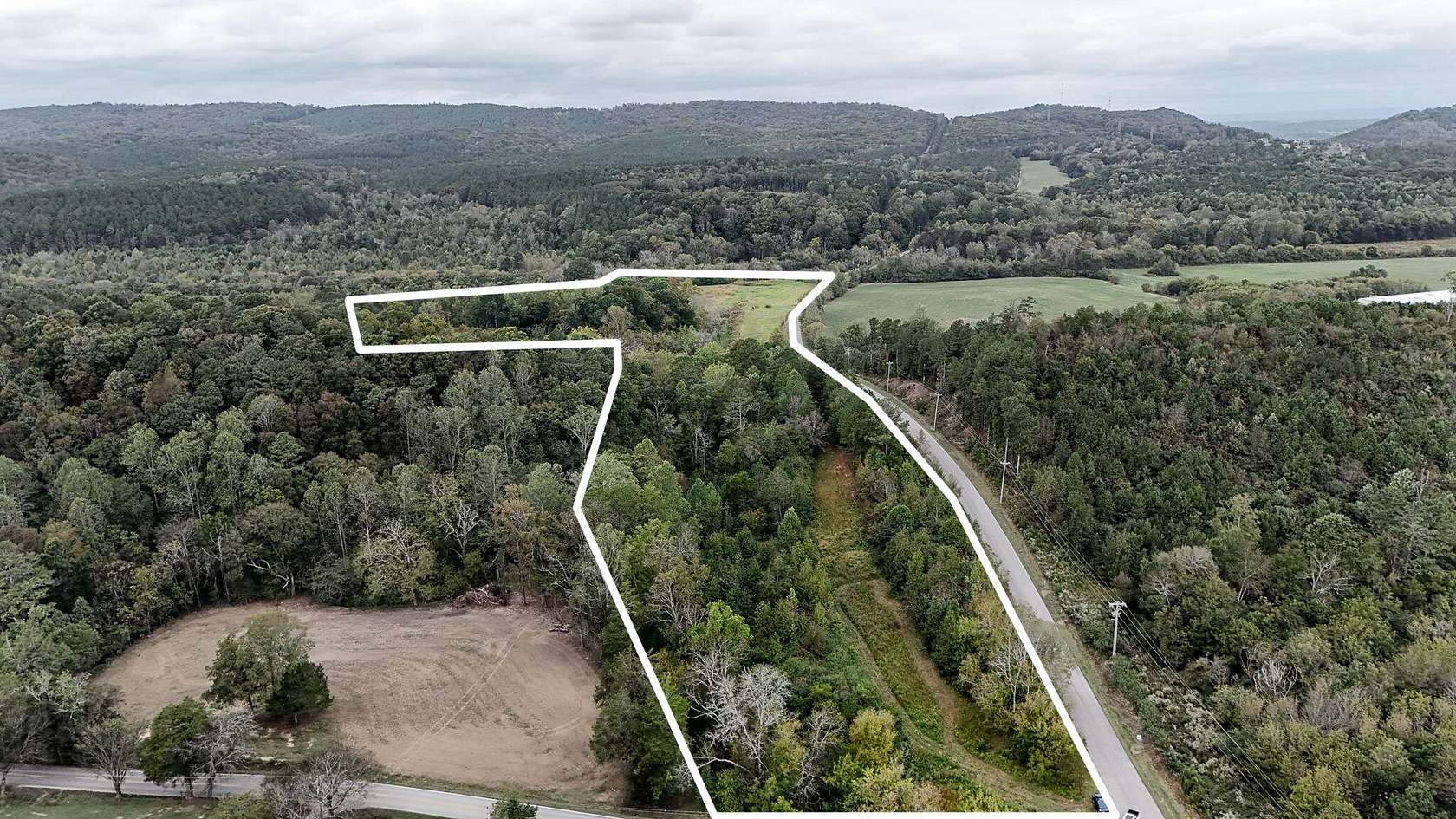 15.1 Acres of Land for Sale in Ringgold, Georgia