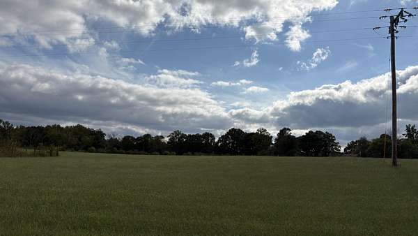 2.55 Acres of Residential Land for Sale in Belvidere, Tennessee