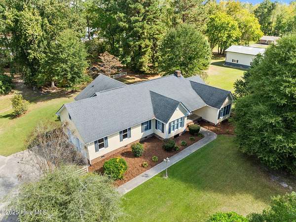 4.25 Acres of Residential Land with Home for Sale in Washington, North Carolina