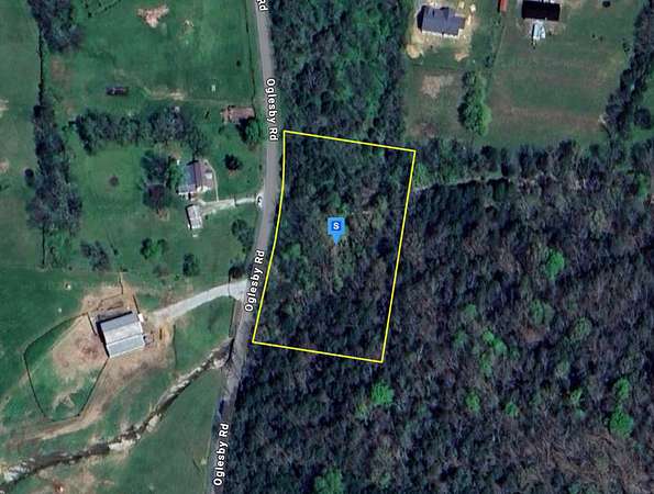 2 Acres of Residential Land for Sale in Hartsville, Tennessee