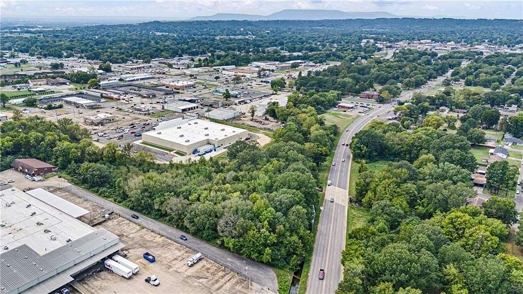 4 Acres of Commercial Land for Sale in Russellville, Arkansas