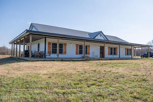 34 Acres of Land with Home for Sale in Sharon, Tennessee