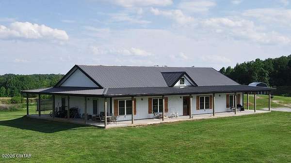 34 Acres of Land with Home for Sale in Sharon, Tennessee