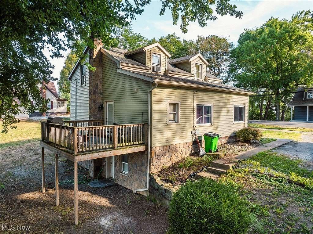 0.59 Acres of Residential Land for Auction in Sugarcreek, Ohio