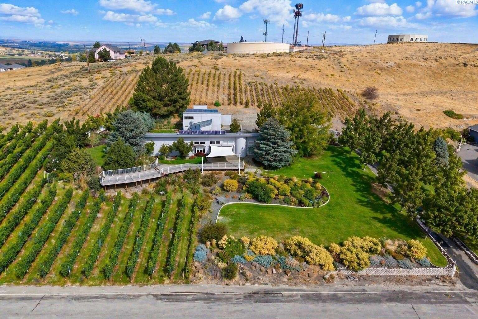 2.5 Acres of Land with Home for Sale in West Richland, Washington