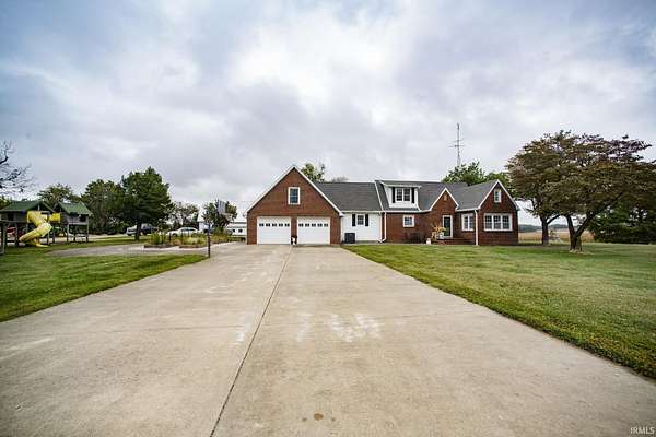 1.5 Acres of Land with Home for Sale in Monroe City, Indiana