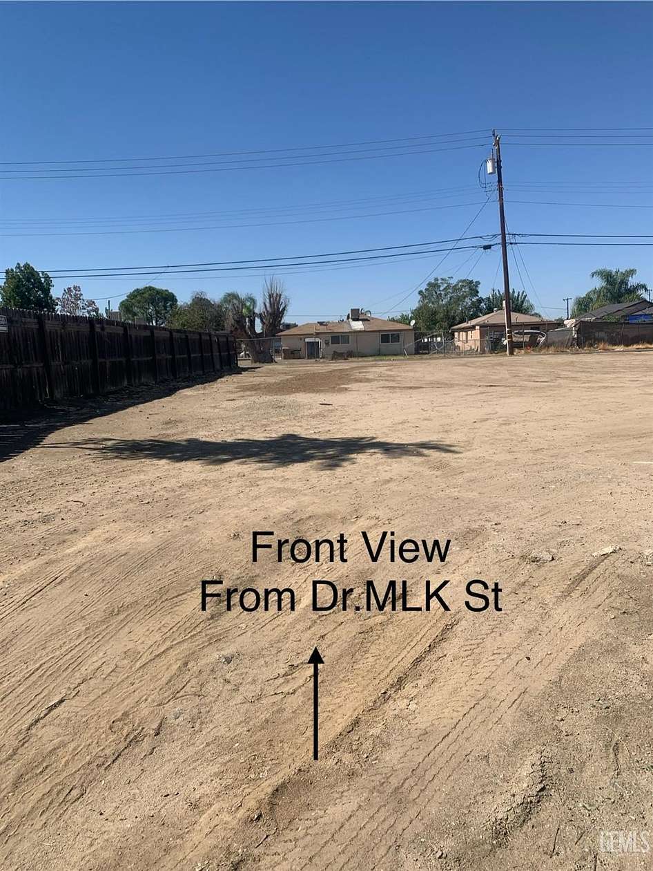 0.13 Acres of Commercial Land for Sale in Bakersfield, California