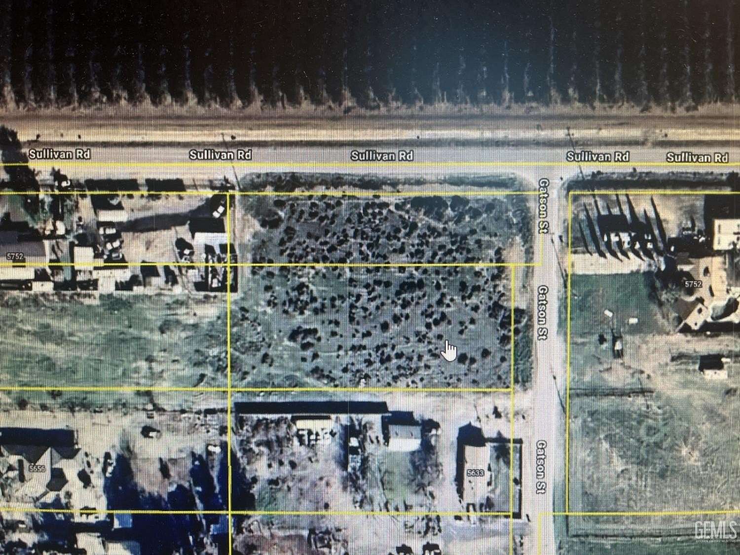 0.91 Acres of Land for Sale in Bakersfield, California