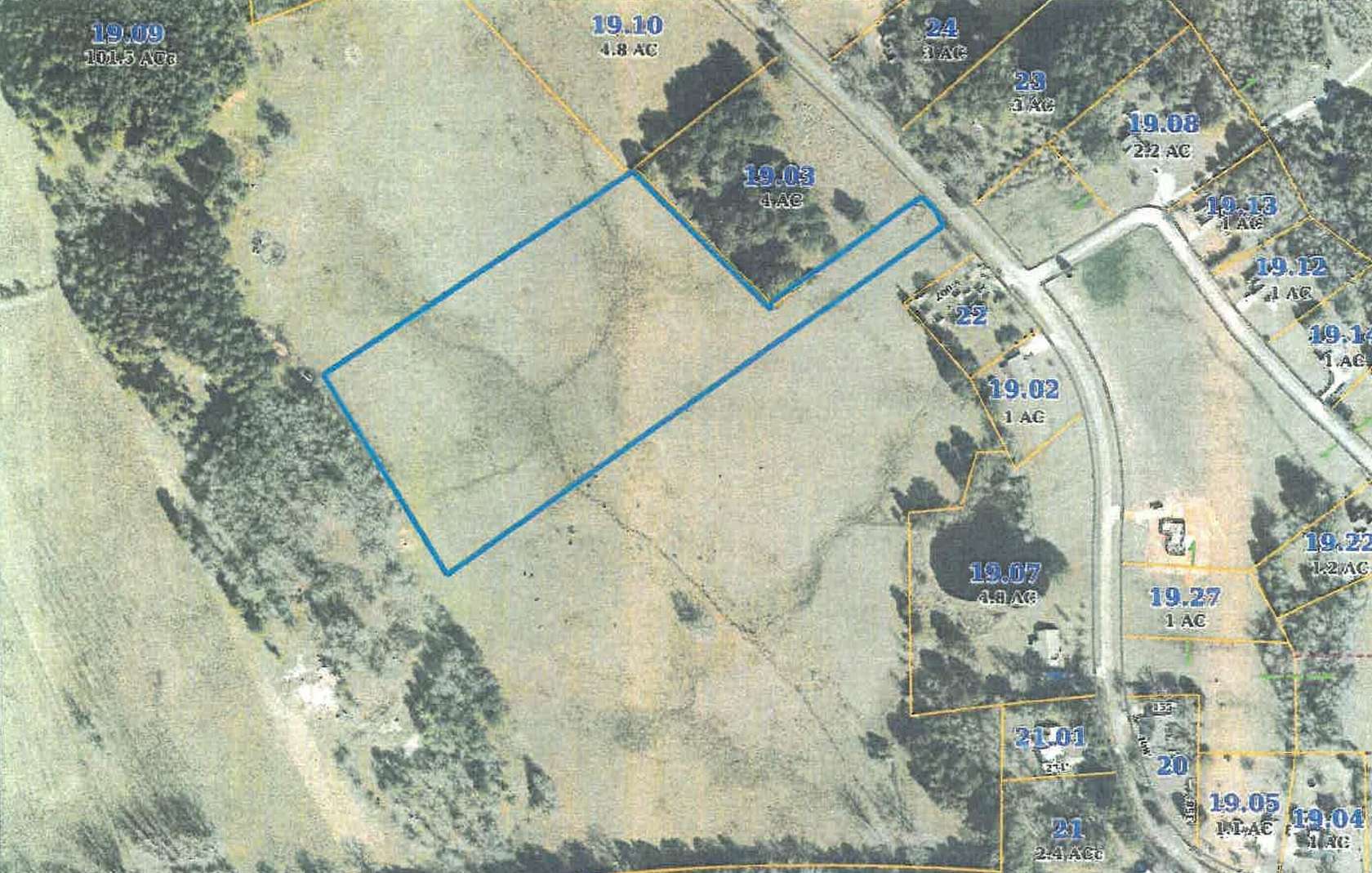 9.8 Acres of Residential Land for Sale in Baldwyn, Mississippi