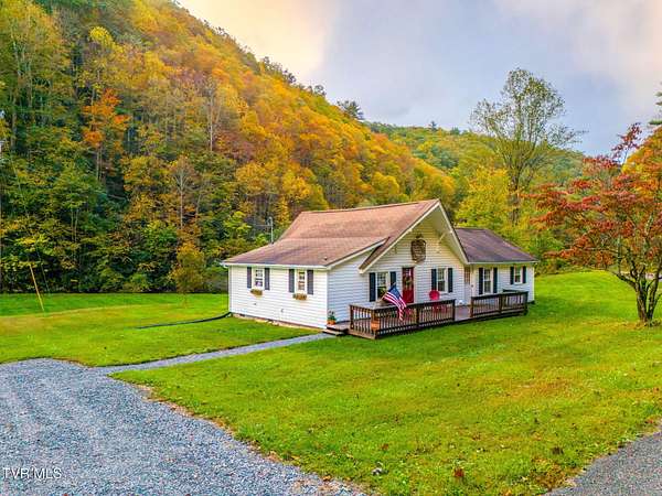 15 Acres of Land with Home for Sale in Laurel Bloomery, Tennessee