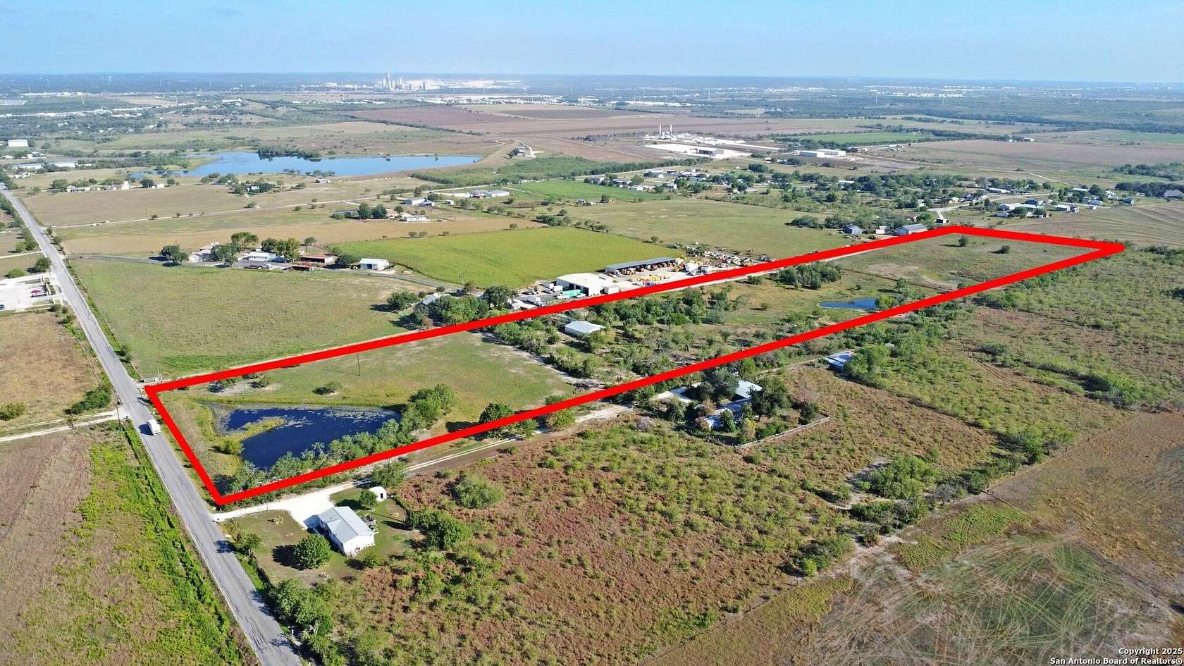 17.8 Acres of Commercial Land for Sale in New Braunfels, Texas