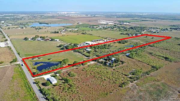 17.8 Acres of Commercial Land for Sale in New Braunfels, Texas