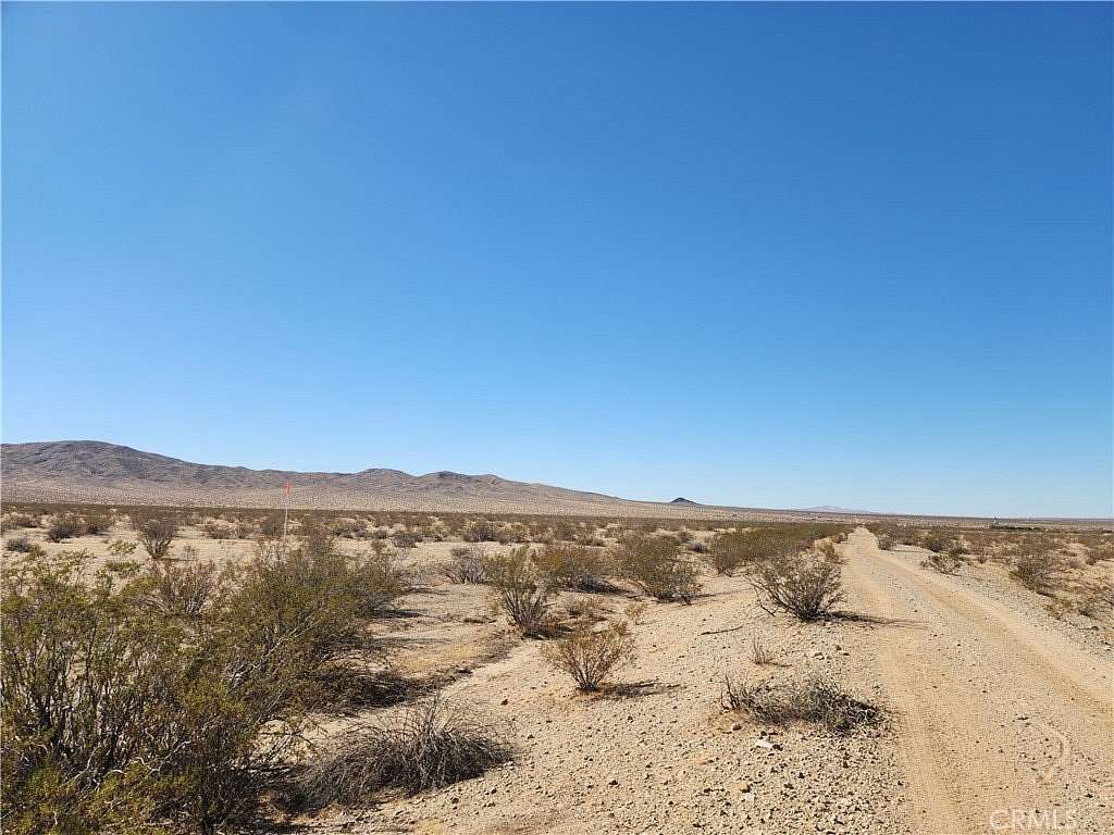 10 Acres of Recreational & Residential Land for Sale in Helendale, California