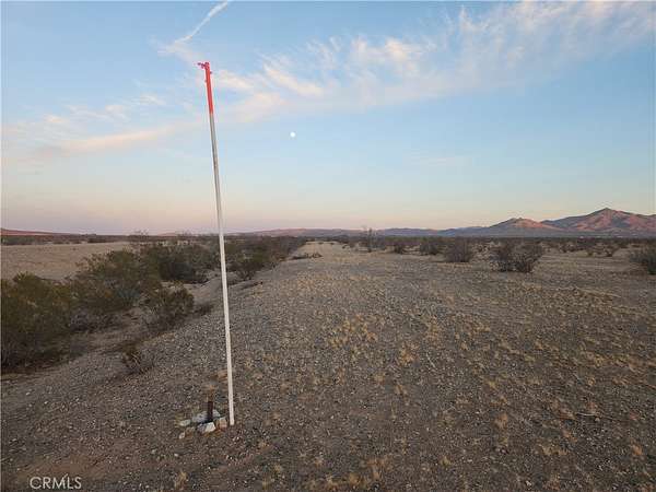 20 Acres of Recreational Land for Sale in Helendale, California