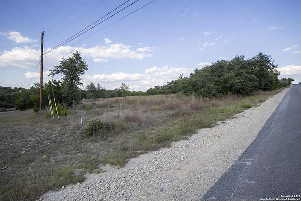 1.38 Acres of Residential Land for Sale in Spring Branch, Texas