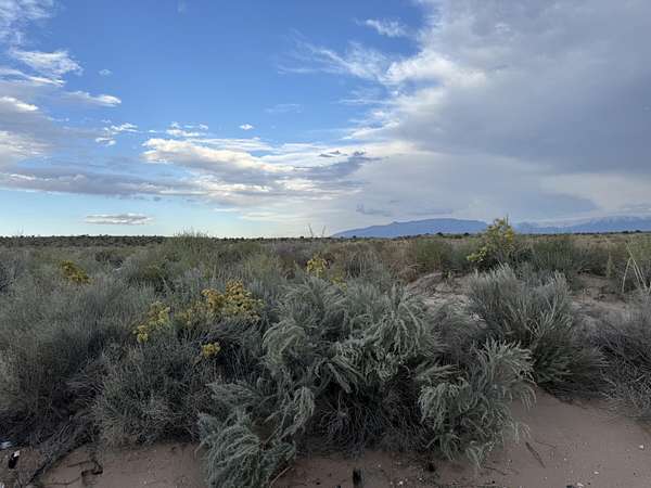 1 Acre of Land for Sale in Rio Rancho, New Mexico
