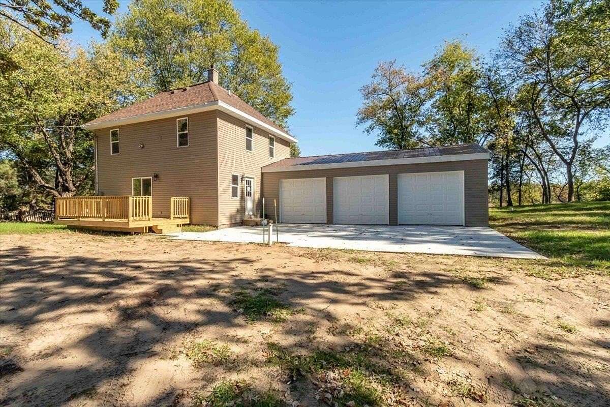 1.5 Acres of Residential Land with Home for Sale in Friendship, Wisconsin