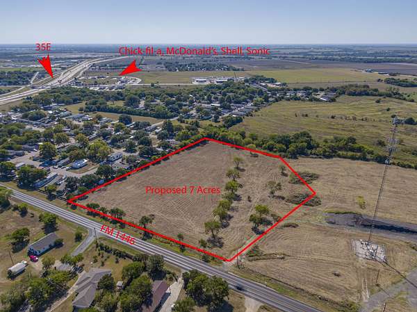 7 Acres of Commercial Land for Sale in Waxahachie, Texas
