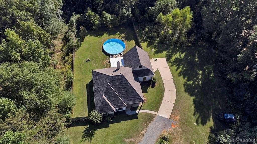 3.1 Acres of Residential Land with Home for Sale in Haughton, Louisiana