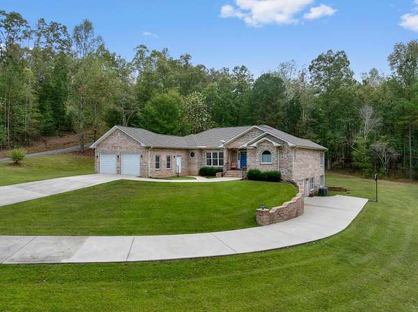 5.9 Acres of Land with Home for Sale in Jasper, Alabama