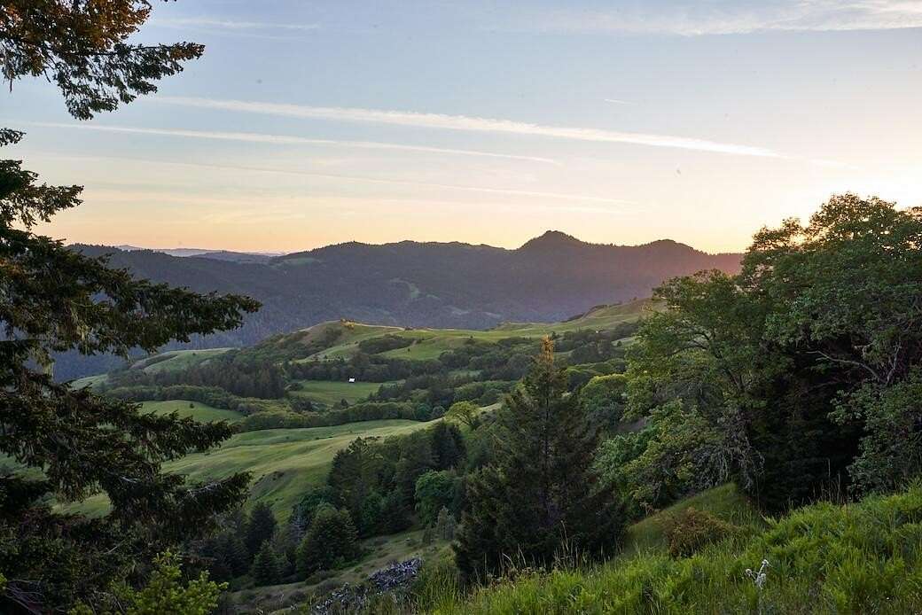 433 Acres of Land for Sale in Korbel, California