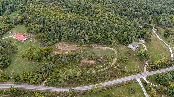 11 Acres of Recreational & Residential Land for Sale in Prairie Grove, Arkansas