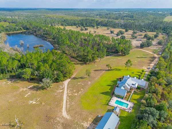 150 Acres of Land with Home for Sale in Douglas, Georgia