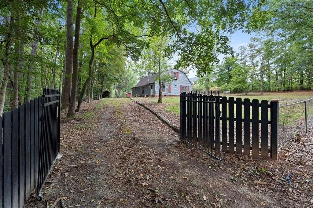 4.2 Acres of Improved Residential Land for Sale in Powder Springs, Georgia