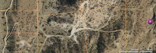 20 Acres of Land for Sale in Juniper Hills, California