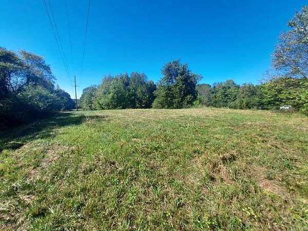 12 Acres of Land for Sale in Paris, Tennessee