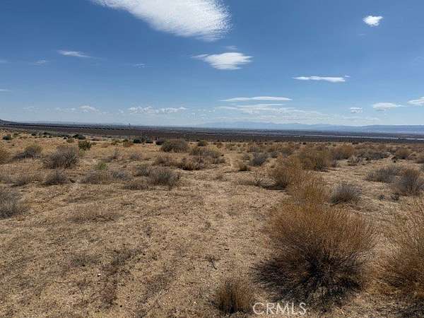 20 Acres of Land for Sale in Rosamond, California