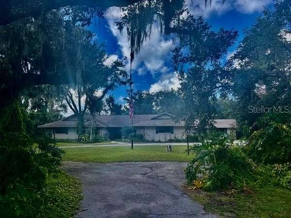 6.7 Acres of Land with Home for Sale in Sarasota, Florida