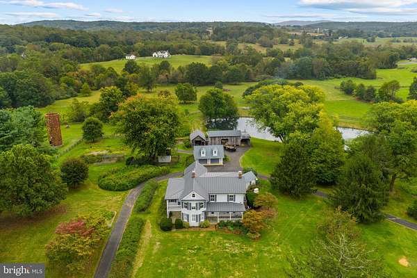 14.5 Acres of Land with Home for Sale in Marshall, Virginia