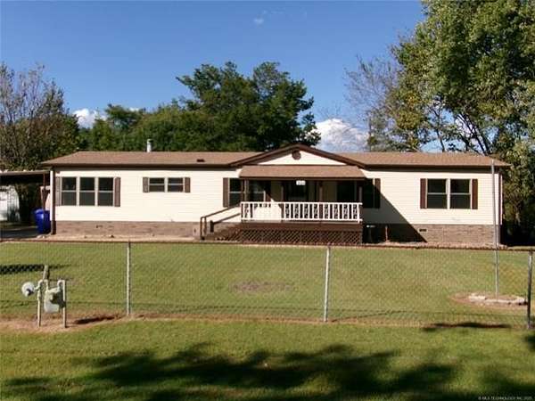 0.31 Acres of Residential Land with Home for Sale in Muskogee, Oklahoma