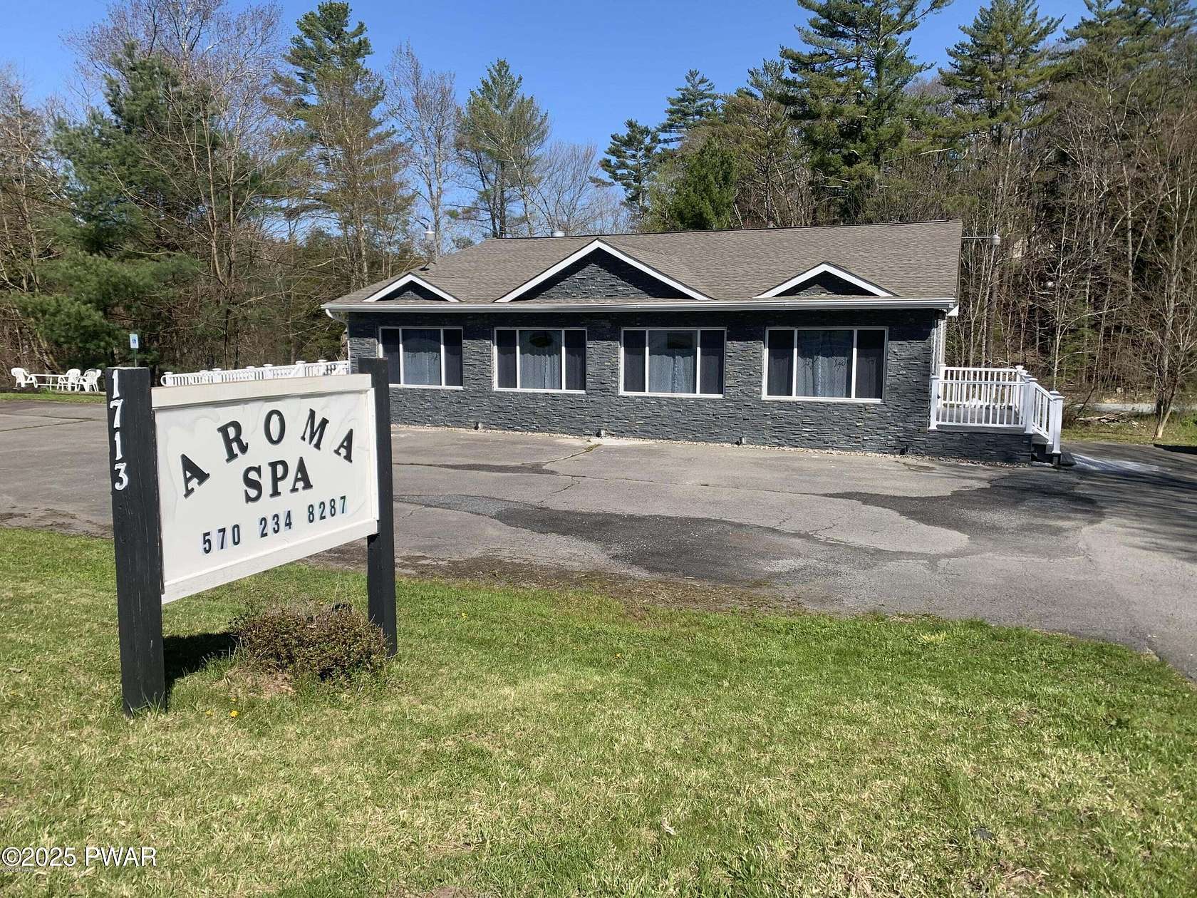 2 Acres of Improved Commercial Land for Sale in Damascus, Pennsylvania