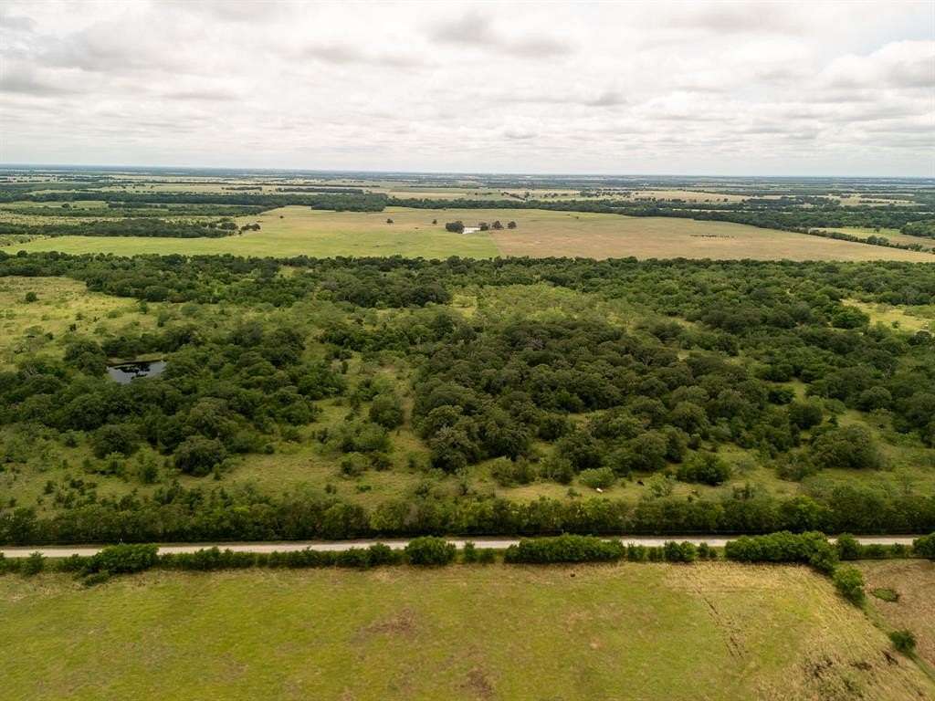 10 Acres of Agricultural Land for Sale in Riesel, Texas