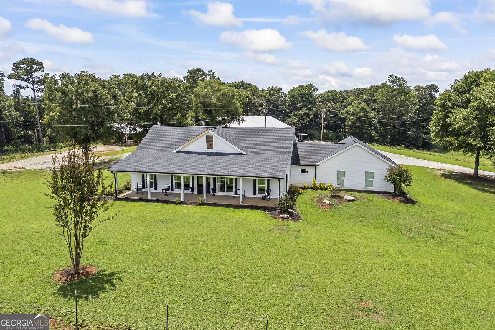 5 Acres of Land with Home for Sale in Hartwell, Georgia