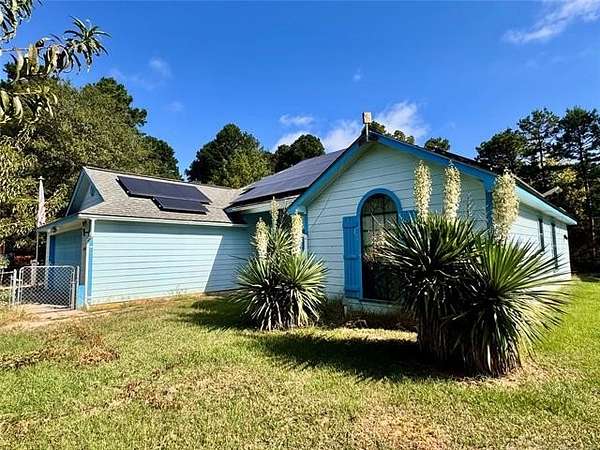 5 Acres of Land with Home for Sale in Fort Towson, Oklahoma